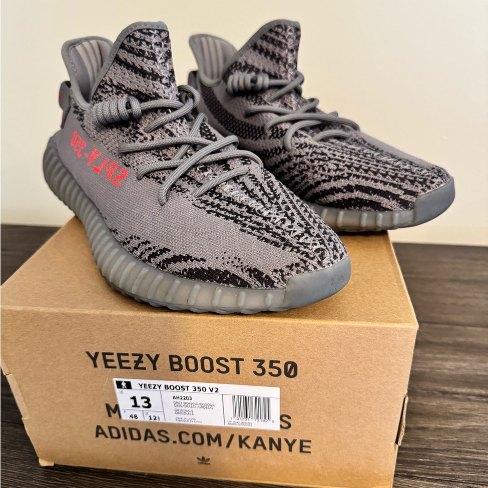 Authentic Men’s Adidas Yeezy Boost 350 V2 Black and gray. Size 13
